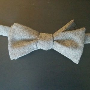 Button Up(Bangkok) Metallic Silver Clip On Bow Tie